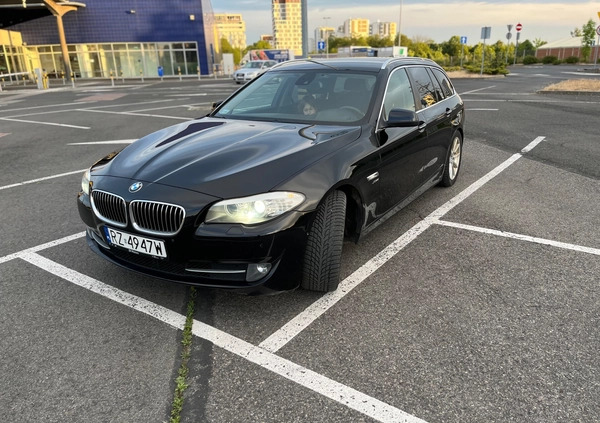 BMW Seria 5 cena 52500 przebieg: 309000, rok produkcji 2011 z Rzeszów małe 46